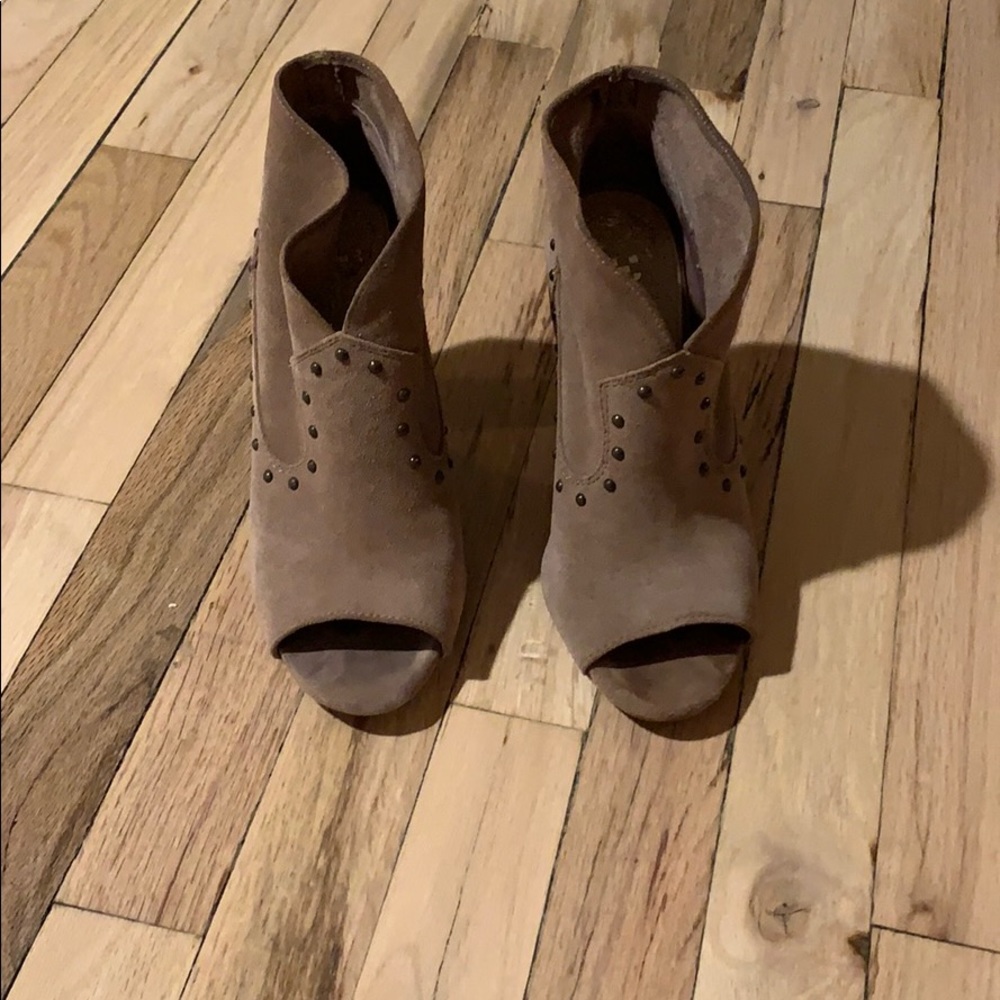 Vince Camuto Open toe booties, Pre-Loved